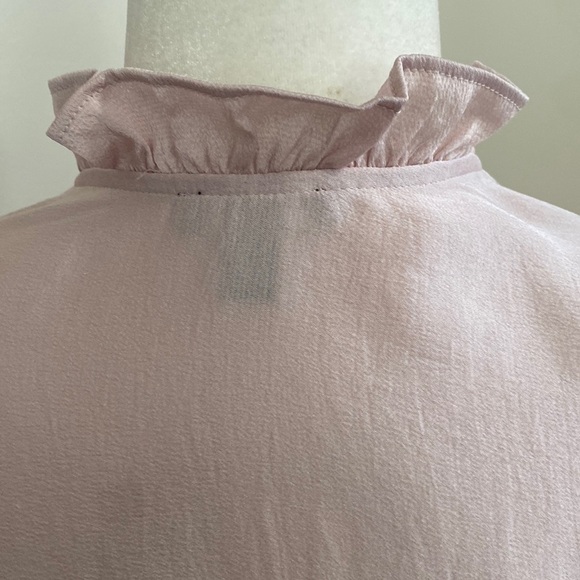 Express Light Pink Portofino Ruffle V-Neck Button Up Blouse Shirt Bohemian Top - Picture 9 of 16